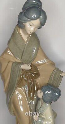 LLADRO NAO GEISHA MOTHERWITH CHILD MINT CONDITION RARE Japanese Vintage