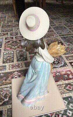 LLADRO NAO Porcelain'Woman with Wheat' Large Figure No 12025 Boxed 15.75 Tall