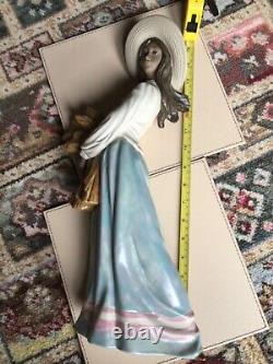 LLADRO NAO Porcelain'Woman with Wheat' Large Figure No 12025 Boxed 15.75 Tall