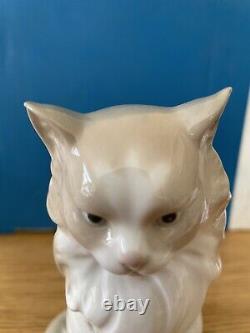 LLADRO NAO Proud Cat Figure Immaculate Condition