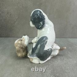 LLADRO / NAO TWERP & MIKIE TWO SPANIEL PUPPIES PLAYING #0386 Retired Spain VTG