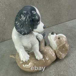 LLADRO / NAO TWERP & MIKIE TWO SPANIEL PUPPIES PLAYING #0386 Retired Spain VTG