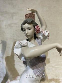 LLADRO Porcelain A PASSIONATE FLAMENCO DANCERS 6387