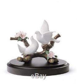 LLADRO Porcelain DOVES ON A CHERRY TREE (01008422)