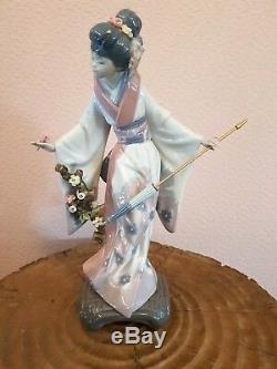 LLADRO'TERUKO' JAPANESE GEISHA ORIENTAL LADY No. 1451 LARGE FIGURINE/FIGURE