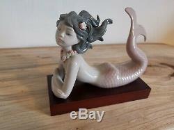 LLADRO mermaid figurine FANTASY #1414 reclining mermaid with stand, no box