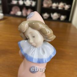 LLADRO nao girl figurine figurine display