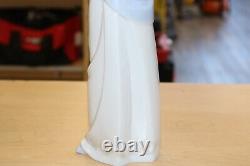 LLadro NAO 1344 Tall Floral Beauty Porcelain Figure Pre-Owned Free Shipping
