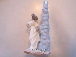 LLadro NAO Shy Girl #01311 Lamp Base 1997 Porcelain Figurine Handmade in Spain