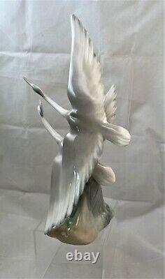Large Beautiful Lladro / Nao Figural Group Of Herons In Flight-11.5-excellent