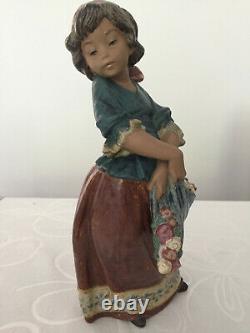 Large LLADRO Figure 31cm Porcelain Woman with Rose Cloth Vintage Size Daisa 1978