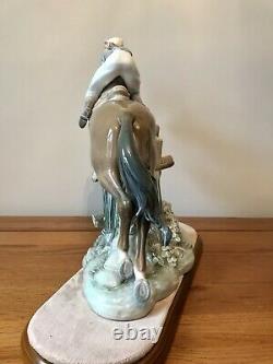 Large Lladro 1979 Jockey On A Horse Number 5089. Retired 1985 13 X 17 Inches