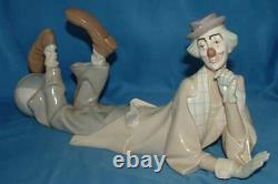 Large Lladro Clown Model #4618 Lying with Beach Ball Excellent Condition