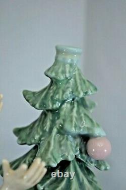 Large Lladro Figure Trimming The Tree Ref 5897 Missing Star