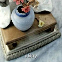 Large Lladro Figurine #4840 Japonesa Decorando Geisha Flower Arranger Perfect