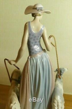 Large Lladro Figurine Elegant Promenade Woman With Dogs On Leash 5802