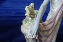 Large Lladro Figurine Socalite of the 20 #5283 by Vincente Martinez