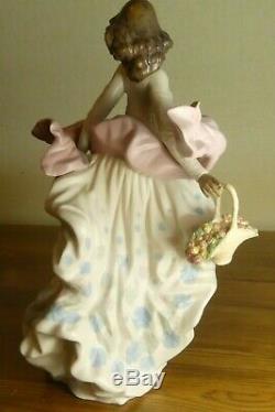 Large Lladro Figurine Spring Splendour Girl Holding Flower Basket 2325