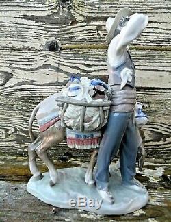 Large Lladro Figurine Typical Peddler #4859 Excellent Condition 10 1/2 Tall