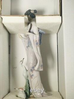 Large Lladro Japanese Figurine In Touch With Nature#6572(Boxed)