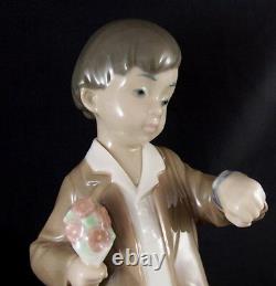 Large Lladro Nao Figure She's Late Waiting For His Date 1278