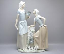 Large Lladro Nao Figurine Woman at Water Fountain H-40cm