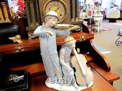 Large Lladro Porcelain Nao Figure of Street Musicians painted Spain #0684