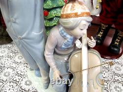 Large Lladro Porcelain Nao Figure of Street Musicians painted Spain #0684