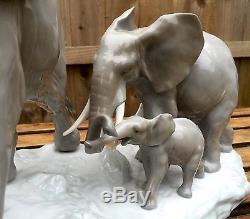 Large Lladro -elephants Walking- Group Figure Model 1150 Wild Animal Family