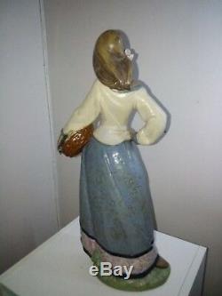 Large Lladro figurine