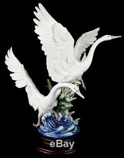 Large Lladro -swans Take Flight- Prestige Figure Model 5912 Duck Goose Bird Pond