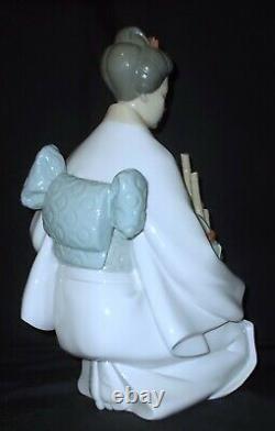 Large Nao THE DECORATOR Geisha Lady # 1276 Figure Made in Spain by Lladro