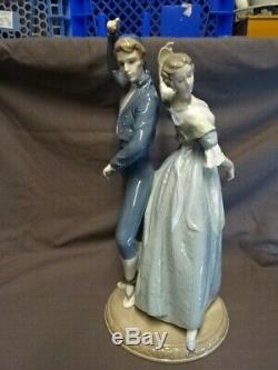 Large Rare Lladro Nao Spain Figure 2001174 Valencian Dance Dancing Couple