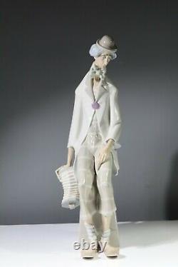 Lladro 1027 Clown with Concertina AA