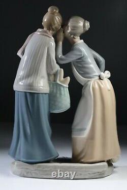 Lladro 11 1/2 The Gossips Gossip 4984