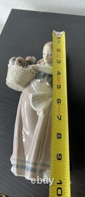 Lladro 1311 Girl With Puppies-Retired
