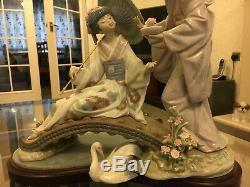 Lladro 1445 Springtime In Japan Porcelain Figurine With Wood Base