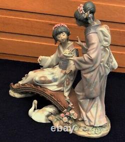 Lladro 1445 Springtime in Japan Two Geisha Girls on Bridge. Crane Under Bridge