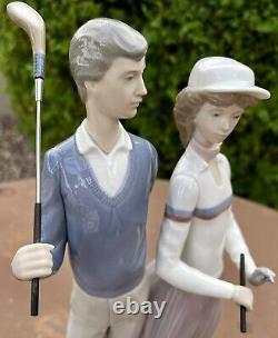 Lladro 1453 Golfing Couple Porcelain Figurine