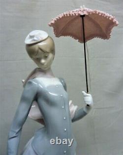 Lladro #4914 Lady With Shawl- Lady Walking Dog With Parasol SUPER RARE