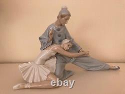 Lladro #4935 Closing Scene Ballet Dancers Jester Clown Gloss Glaze Free Shipping