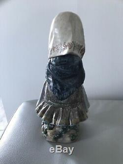 Lladro 4951 Missy Girl With Scarf Matte Gres 14.5 Tall, Retired