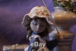 Lladro #5284 Glorious Spring Figurine Girl with Flowers Parasol Retired