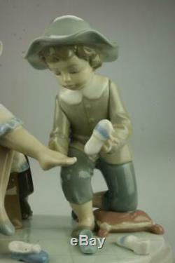 Lladro #5361 Try This One Handmade & Retired Figurine