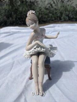 Lladro 5496 Boxed Porcelain Ballerina Figurine Ballet Girl Recital Descanso