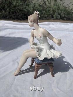 Lladro 5496 Boxed Porcelain Ballerina Figurine Ballet Girl Recital Descanso