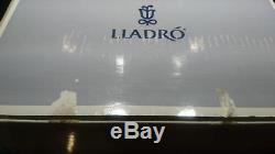 Lladro #6758 DRIFTING THROUGH DREAMLAND Figurine 010.06758 Very Rare