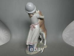 Lladro 6903 A Warm Welcome Young Girl And Her Dog