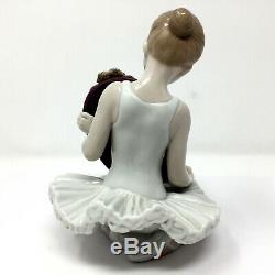 Lladro 8572 A PURR-FECT REFLECTION Ballerina With Cat And Mirror Gloss Figurine