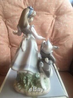 Lladro (Alice In Wonderland)Stunning Condition And Boxed. Very Rear. 05740